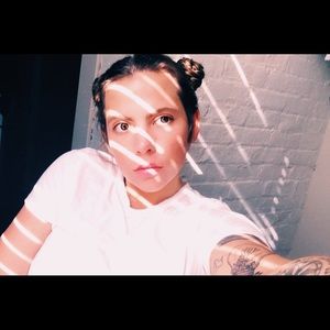 Meet your Posher, Hailey